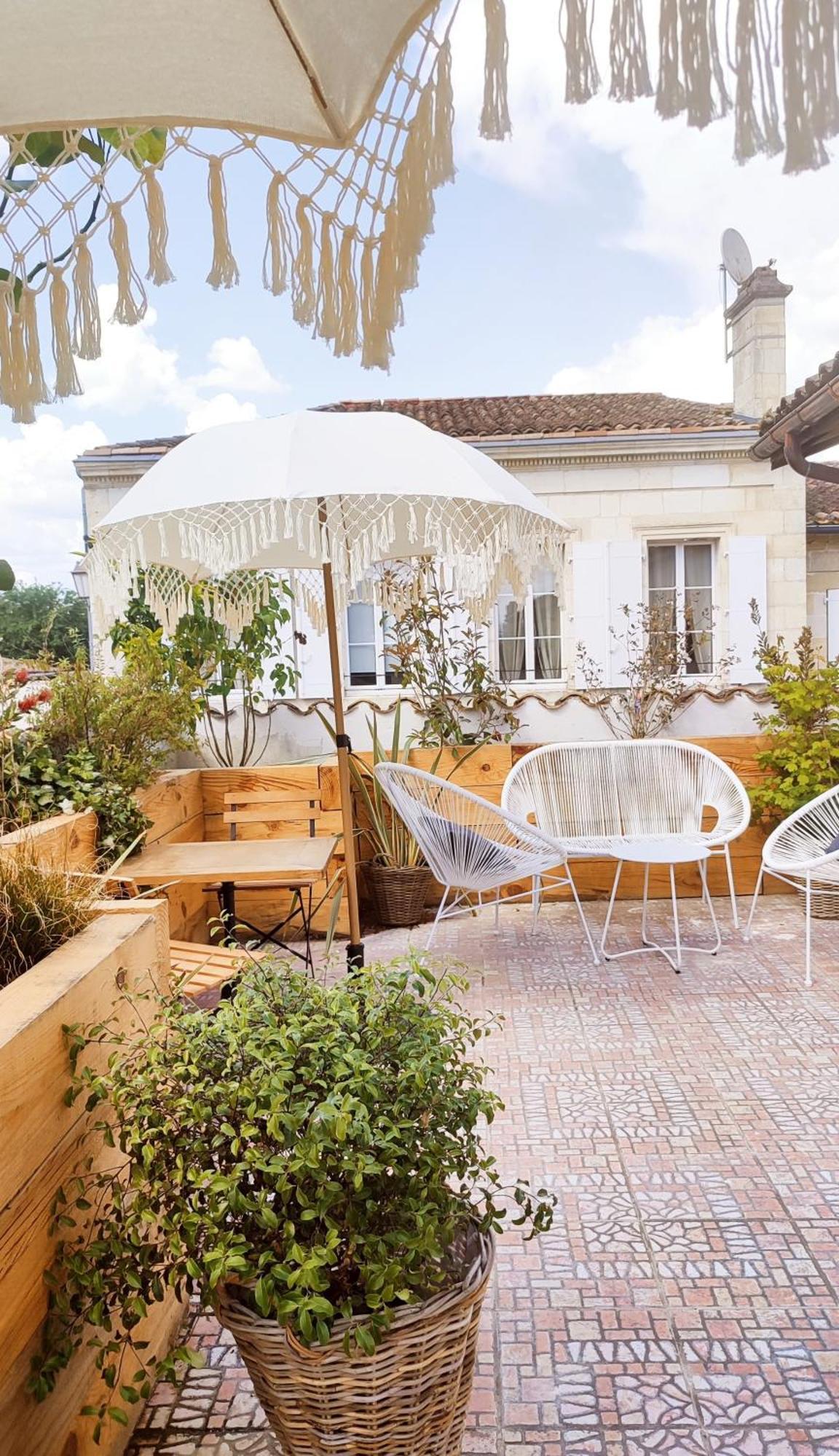 Maison Charmeilles - La Suite Saint Emilion Fronsac  Экстерьер фото